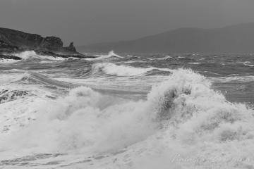 Greece,-Crete,-landscape,-sea,-storm,-wave,-rock,--monochrome