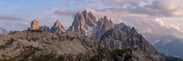 Dolomites,-Italy,-Dobbiaco,-Sorgenti-del-Rienza,-view-from-Rifugio-Auronzo,-landscape,-mountains,-cloud,-sunset,-3x1