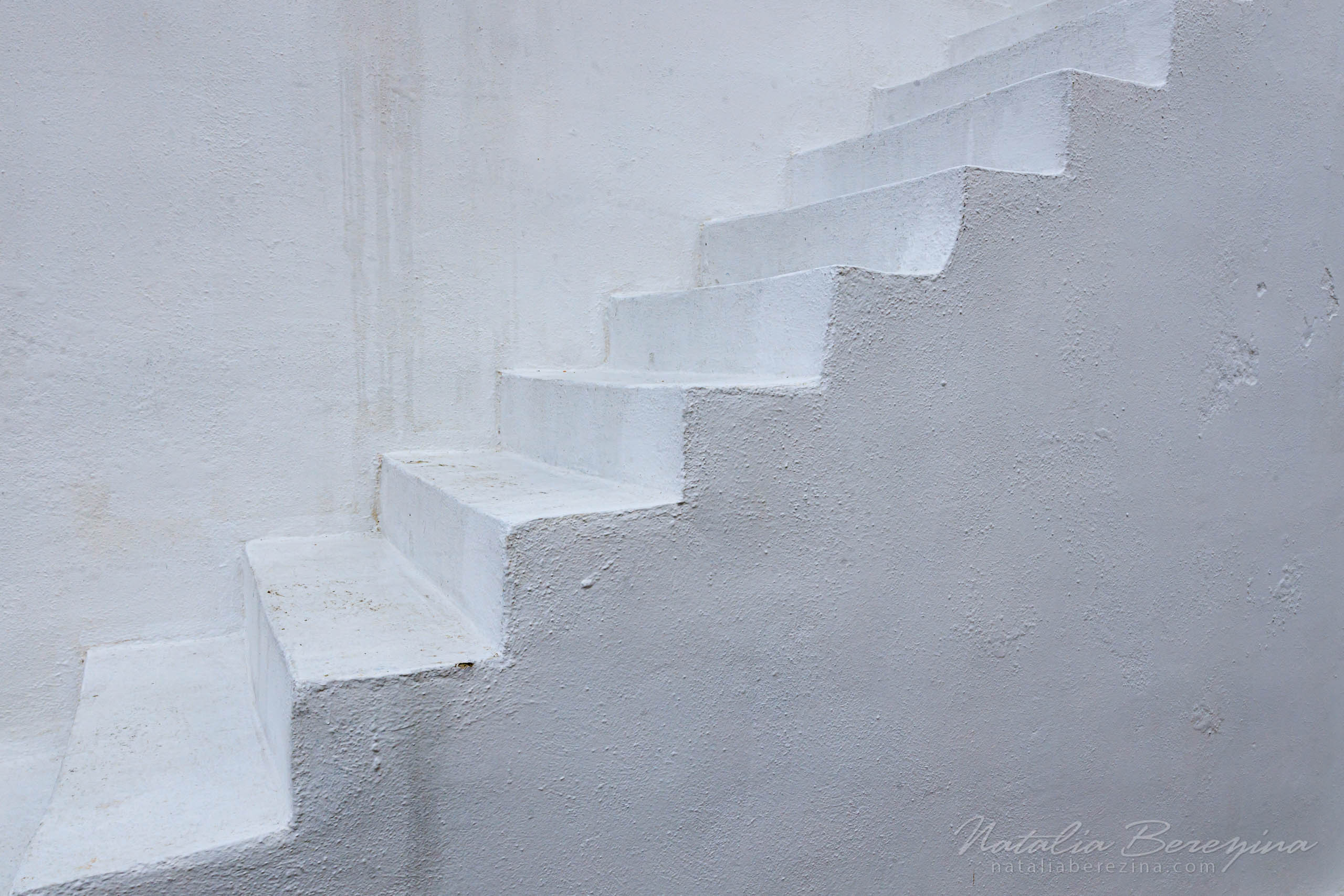 architecture, symmetry, geometry, stairs GNB7B6A9523 - Geometry in Nature and Architecture - Natalia Berezina Photography
