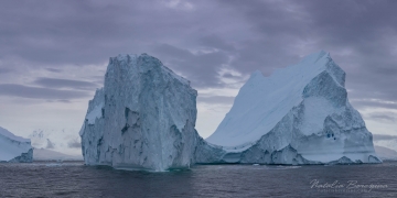 Antarctica,-iceberg,-winter,-texture,-sky,-cloud,-2x1