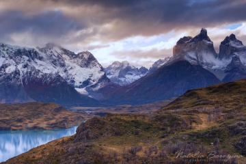 Torres-del-Paine-National-park,-Patagonia,-Chile,-landscape,-mountains,-snow