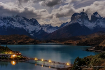 Torres-del-Paine-National-park,-Patagonia,-Chile,-landscape,-mountains,-snow,-moonlight,-night-time